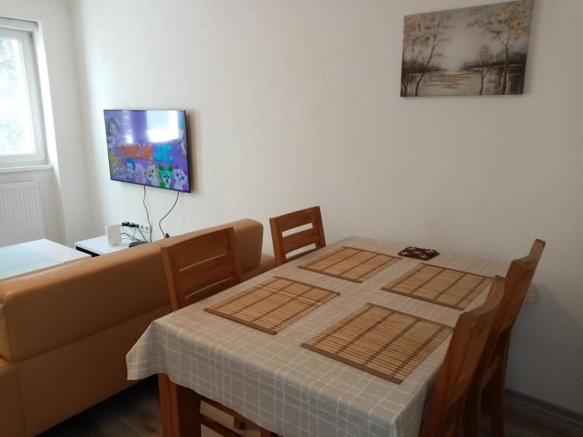 Apartment Azra - Sarajevo, Ilidza ภายนอก รูปภาพ
